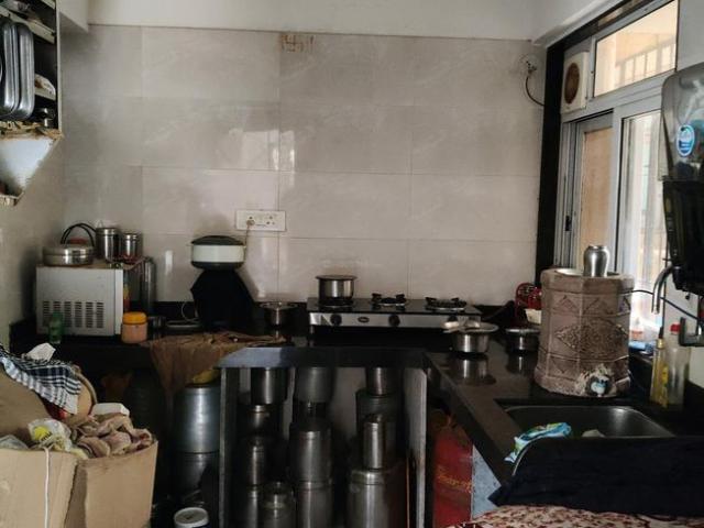 2 BHK Apartment in Vikhroli East for resale Mumbai. The reference number is 15723759