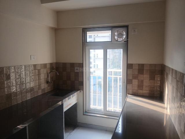 2 BHK Apartment in Vikhroli East for resale Mumbai. The reference number is 19366026