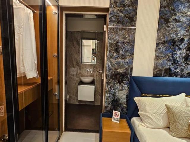 2 BHK Apartment in Vikhroli West for resale Mumbai. The reference number is 19786993