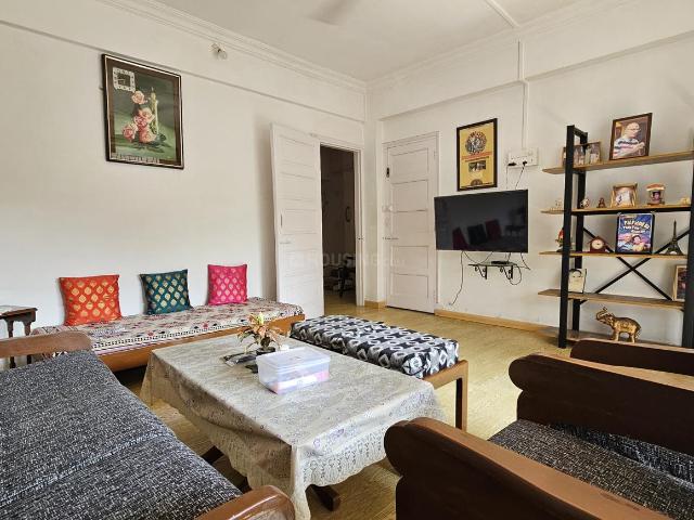 2 BHK Apartment in Vile Parle West for rent Mumbai. The reference number is 19695725