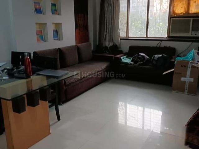 2 BHK Apartment in Vile Parle West for rent Mumbai. The reference number is 19764188