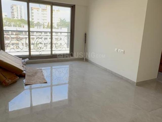 2 BHK Apartment in Vile Parle West for rent Mumbai. The reference number is 20219831