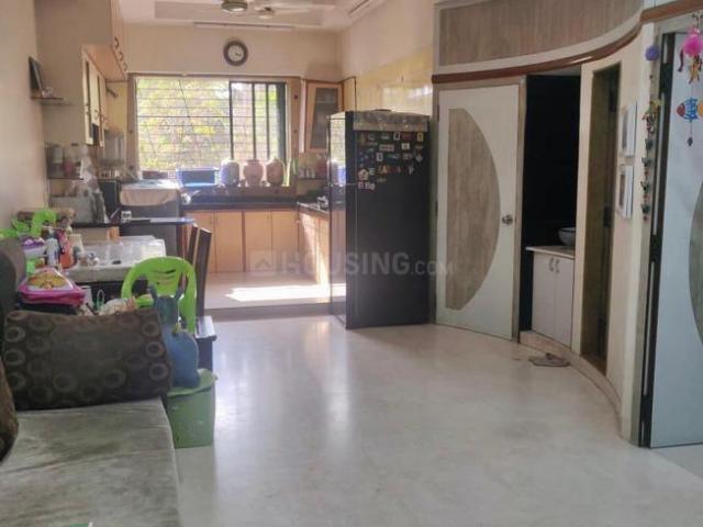 2 BHK Apartment in Vile Parle West for rent Mumbai. The reference number is 20421053