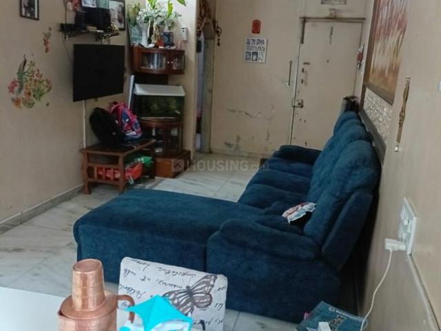 2 BHK Apartment in Vile Parle West for resale Mumbai. The reference number is 15107817
