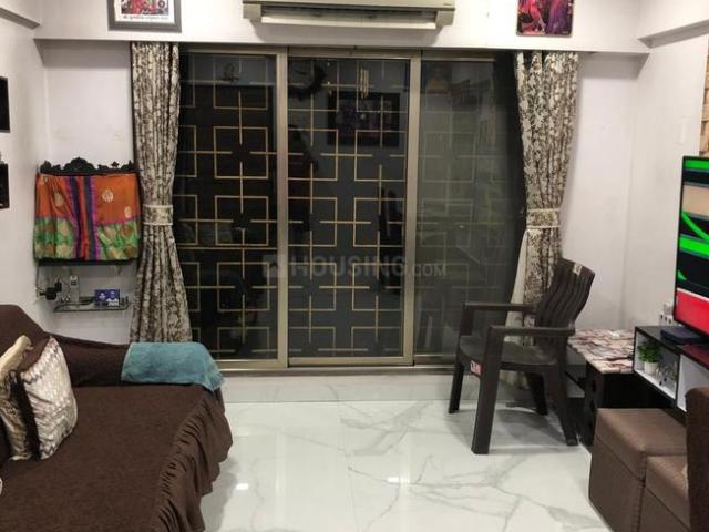 2 BHK Apartment in Vile Parle West for resale Mumbai. The reference number is 20844717