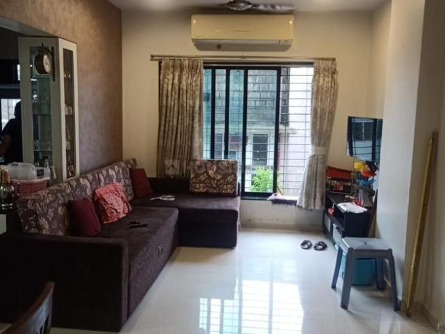 2 BHK Apartment in Vile Parle East for rent Mumbai. The reference number is 12414718