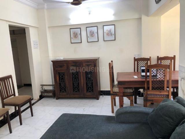 2 BHK Apartment in Vile Parle East for rent Mumbai. The reference number is 17147410