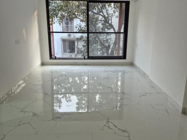 2 BHK Apartment in Vile Parle East for rent Mumbai. The reference number is 19070568