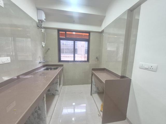 2 BHK Apartment in Vile Parle East for rent Mumbai. The reference number is 20441247
