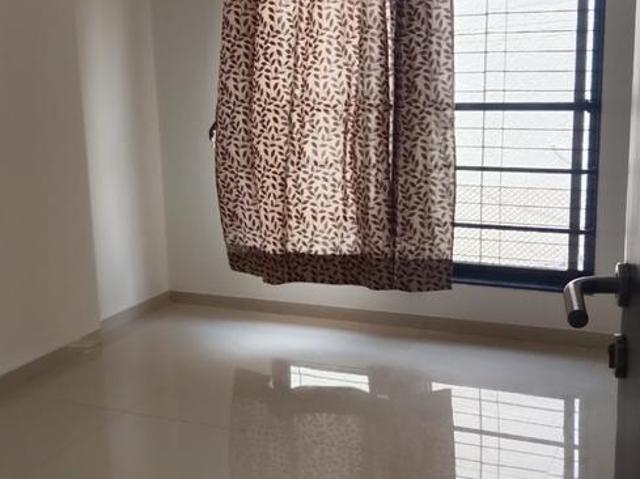 2 BHK Apartment in Vile Parle East for rent Mumbai. The reference number is 20414034