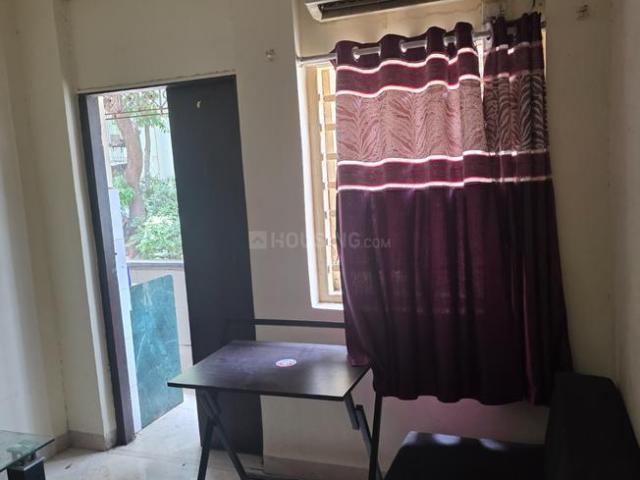2 BHK Apartment in Vile Parle East for rent Mumbai. The reference number is 20435630