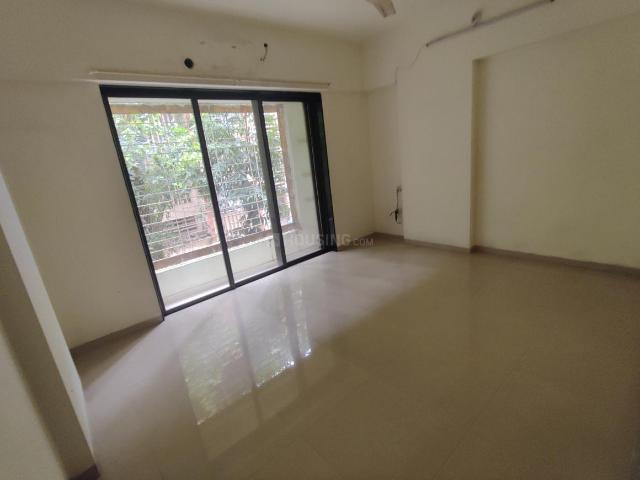 2 BHK Apartment in Vile Parle East for rent Mumbai. The reference number is 20514188