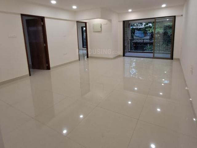 2 BHK Apartment in Vile Parle East for resale Mumbai. The reference number is 14453234