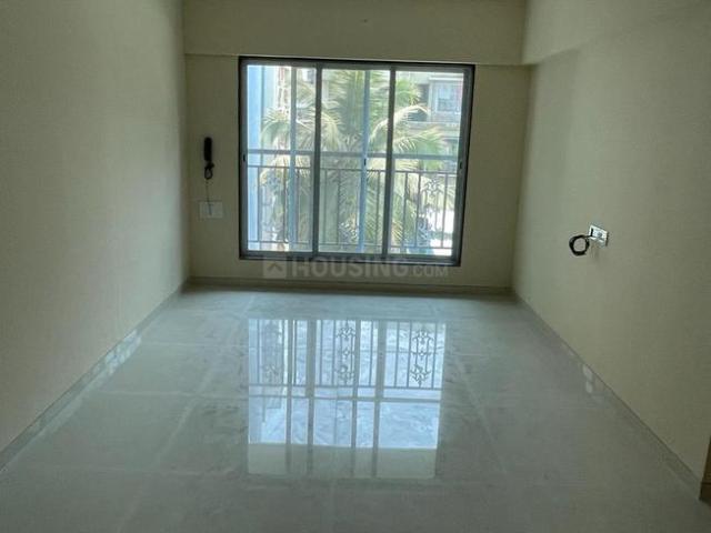 2 BHK Apartment in Vile Parle East for resale Mumbai. The reference number is 19699430