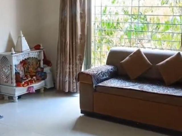 2 BHK Apartment in Vile Parle East for resale Mumbai. The reference number is 20178310