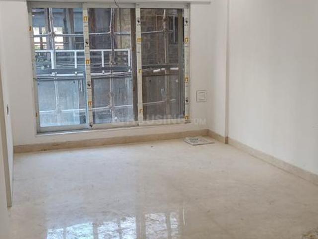 2 BHK Apartment in Vile Parle East for resale Mumbai. The reference number is 20463357