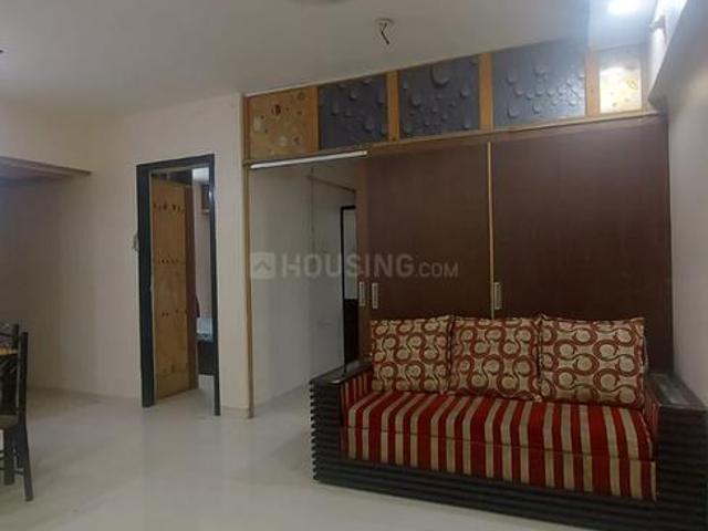 2 BHK Apartment in Vile Parle East for resale Mumbai. The reference number is 20705349