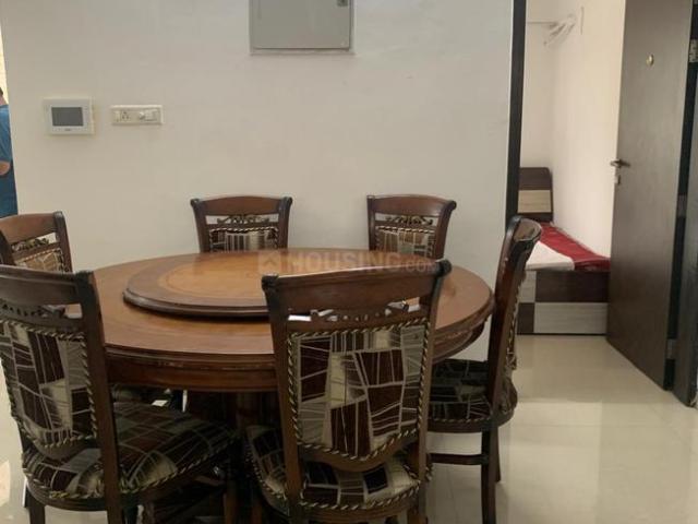 2 BHK Apartment in Viman Nagar for rent Pune. The reference number is 17619034