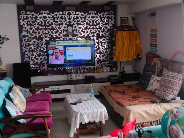 2 BHK Apartment in Viman Nagar for rent Pune. The reference number is 20474095