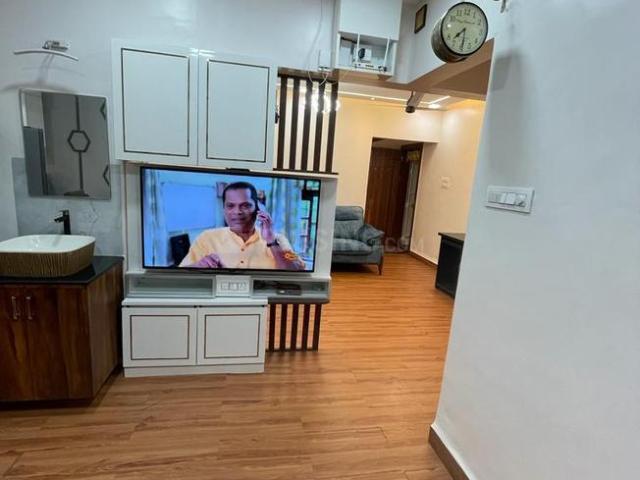 2 BHK Apartment in Viman Nagar for rent Pune. The reference number is 20740545