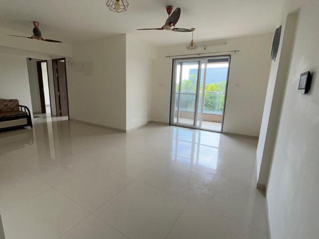 2 BHK Apartment in Viman Nagar for rent Pune. The reference number is 20881691