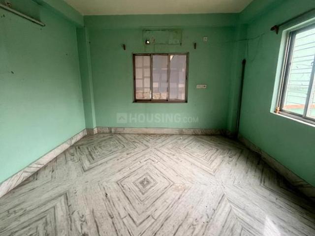 2 BHK Apartment in VIP Nagar for rent Kolkata. The reference number is 15965393