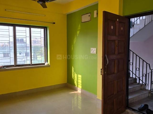 2 BHK Apartment in VIP Nagar for rent Kolkata. The reference number is 19422510