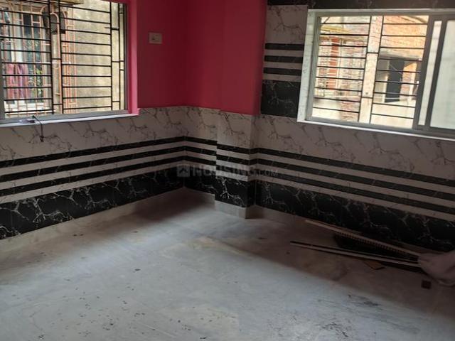2 BHK Apartment in VIP Nagar for rent Kolkata. The reference number is 19730622