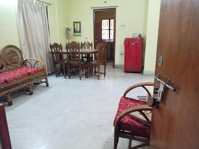 2 BHK Apartment in VIP Nagar for rent Kolkata. The reference number is 19730662