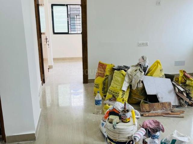 2 BHK Apartment in VIP Nagar for rent Kolkata. The reference number is 19776742