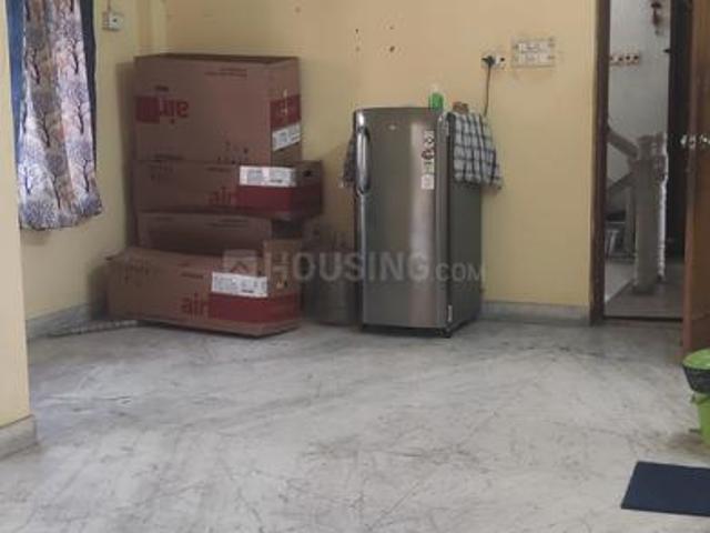 2 BHK Apartment in VIP Nagar for rent Kolkata. The reference number is 19797370