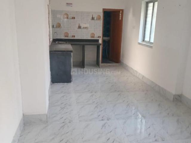 2 BHK Apartment in VIP Nagar for rent Kolkata. The reference number is 19932649