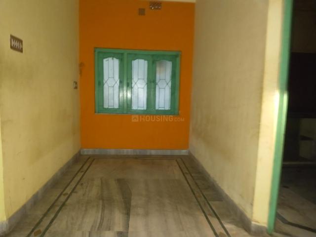 2 BHK Apartment in VIP Nagar for rent Kolkata. The reference number is 20262824