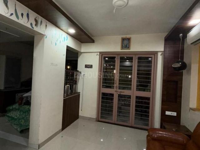 2 BHK Apartment in Vishrantwadi for rent Pune. The reference number is 20566846