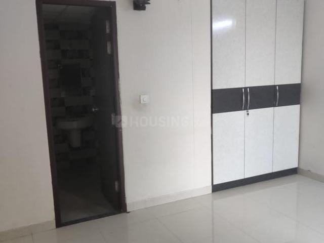 2 BHK Apartment in Vrindavan Yojana for rent Lucknow. The reference number is 19410855