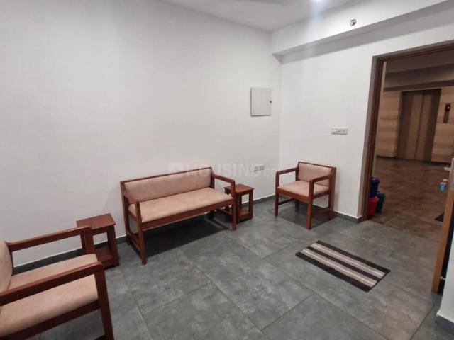 2 BHK Apartment in Vyttila for rent Kochi. The reference number is 19611279