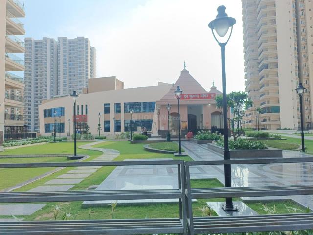 2 BHK Apartment in Yeida for rent Greater Noida. The reference number is 19157215