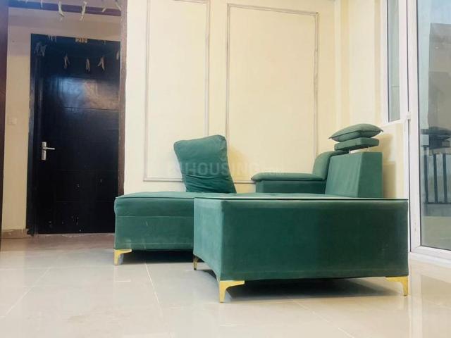 2 BHK Apartment in Yeida for rent Greater Noida. The reference number is 20532312
