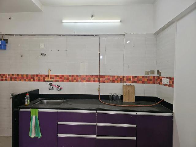 2 BHK Apartment in Yerawada for rent Pune. The reference number is 14686940