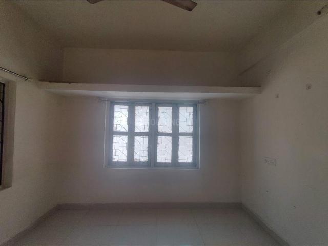 2 BHK Apartment in Yerawada for rent Pune. The reference number is 18437236