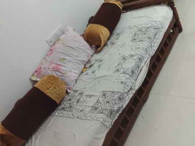 2 BHK Apartment in Yerawada for rent Pune. The reference number is 20765901
