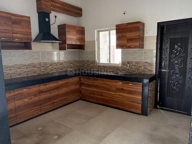 2 BHK Apartment in Zoo Tiniali for rent Guwahati. The reference number is 20195575