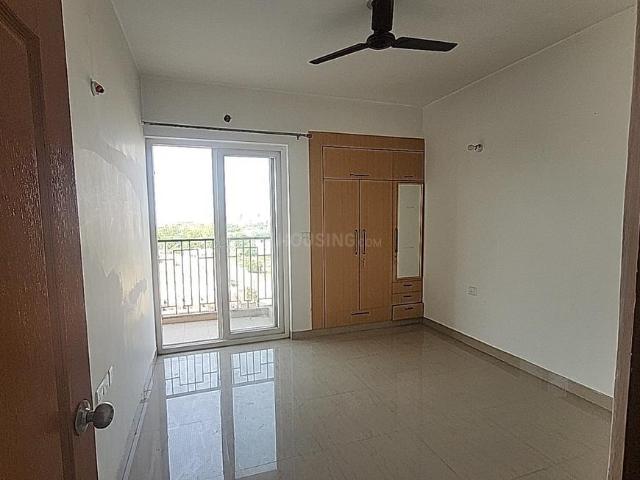 2 BHK Apartment in Zeta I for resale Greater Noida. The reference number is 19062298