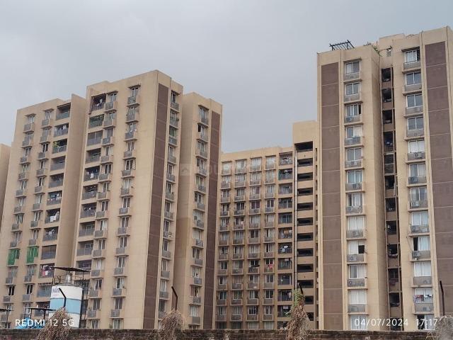 2 BHK Apartment in Zundal for rent Ahmedabad. The reference number is 15636992