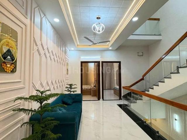 2 BHK Duplex in Andheri West for rent Mumbai. The reference number is 17474039