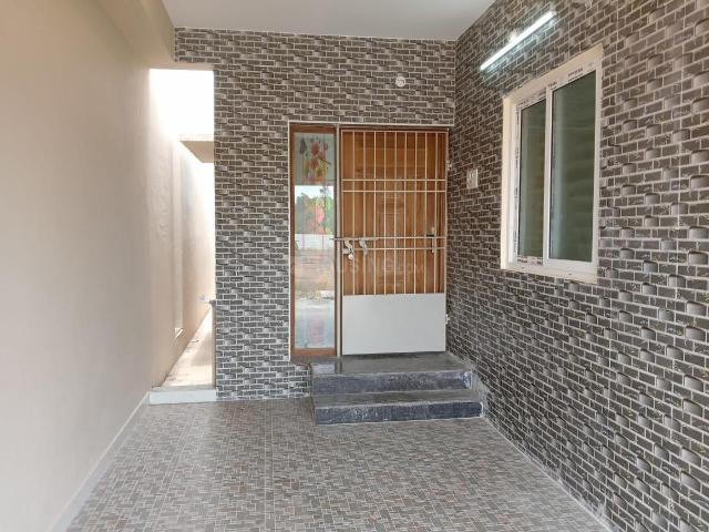 2 BHK Duplex in Avadi for resale Chennai. The reference number is 20389146