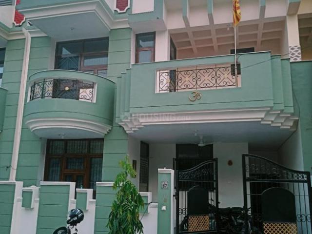 2 BHK Duplex in Sangam Vihar for rent Aligarh. The reference number is 20386159
