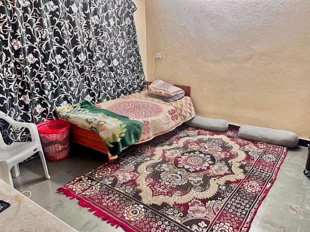 2 BHK Duplex in Quli Qutub Shah Nagar Colony for rent Hyderabad. The reference number is 20622004