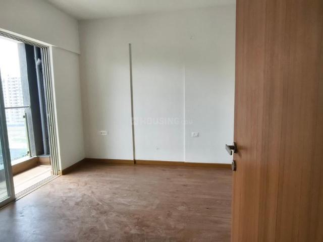 2 BHK Duplex in Upper Kharadi for resale Pune. The reference number is 20675715