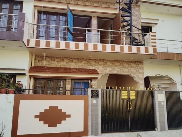2 BHK Duplex in Vasant Vihar Phase 1 for resale Dehradun. The reference number is 16634888
